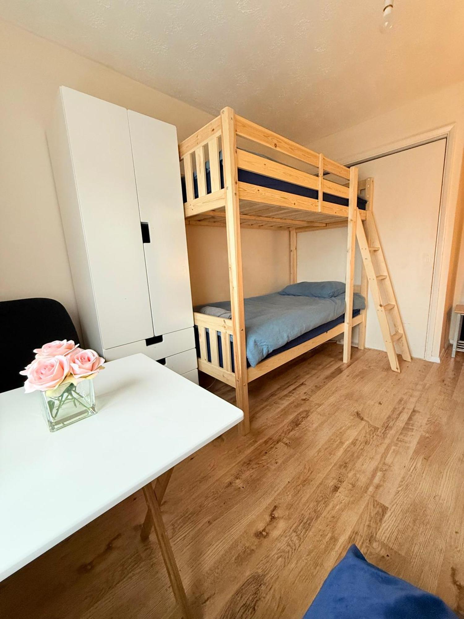 فندق Wembley House لندن المظهر الخارجي الصورة